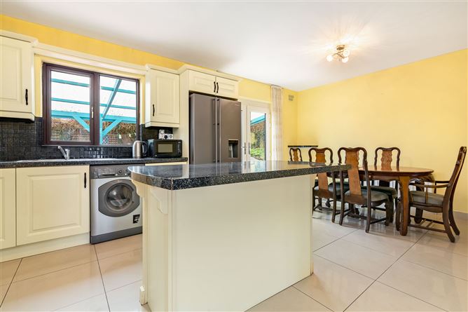 16 Oceanwave, Aylesbury Park, Sligo