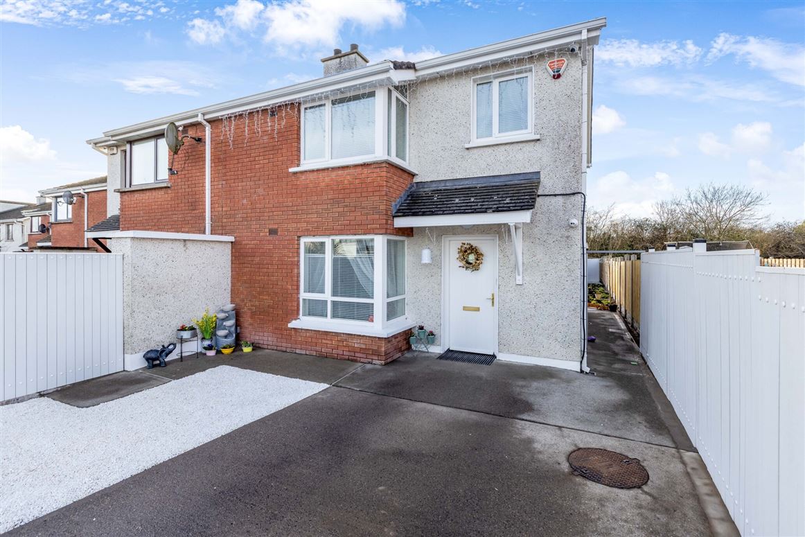 8 Dunloe Avenue, Windtown, Navan, Co. Meath