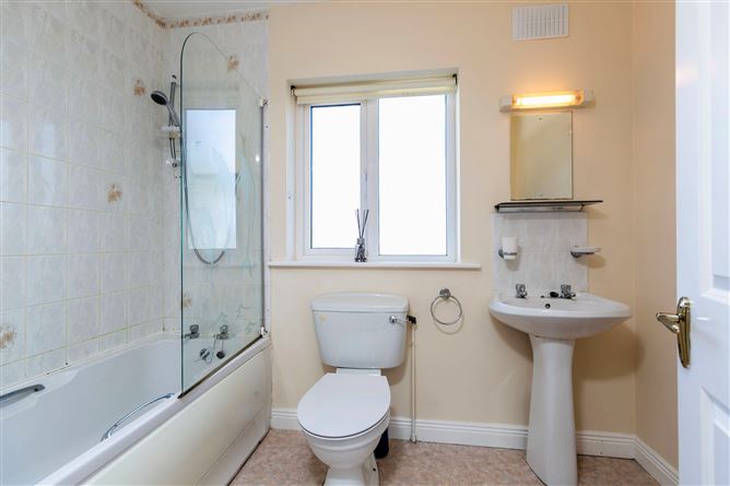 No. 50 McClure Meadows, Wexford, Wexford Town, Wexford