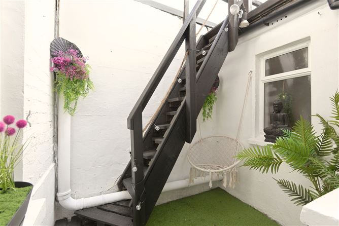 77 Ringsend Road, Ringsend, Dublin 4