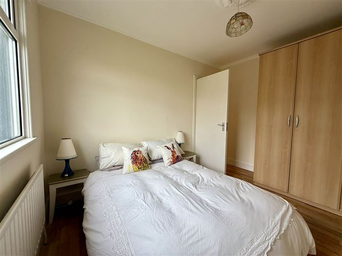 Rosenalen, 32 Cherrymount, Clonmel, County Tipperary