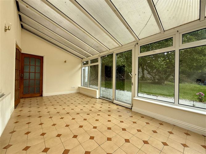 Rosenalen, 32 Cherrymount, Clonmel, County Tipperary