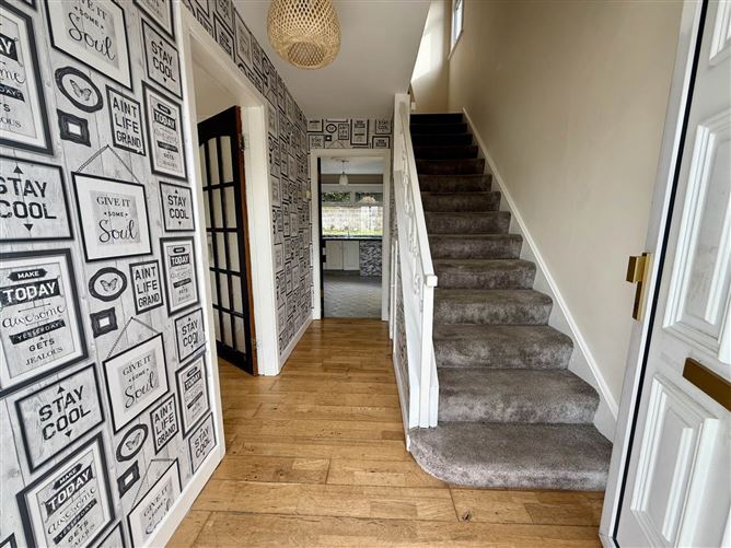 Rosenalen, 32 Cherrymount, Clonmel, County Tipperary