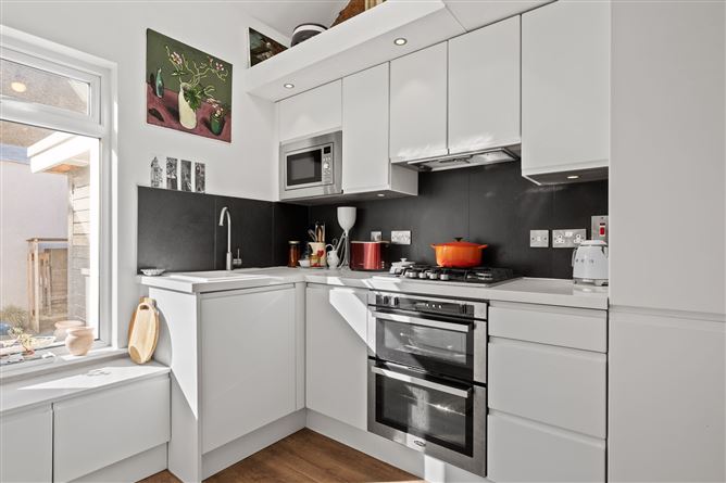 14 Findlater Street, Glasthule, Dublin