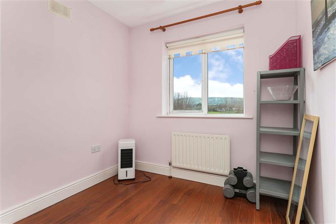 7 Parklands View, Ballycullen, Dublin 24