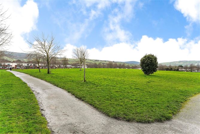 7 Parklands View, Ballycullen, Dublin 24