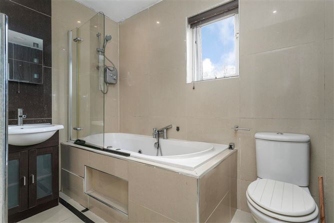 7 Parklands View, Ballycullen, Dublin 24