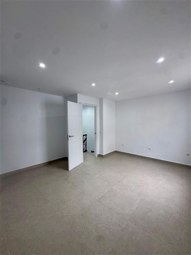 Coin, Coin Centro, Spain