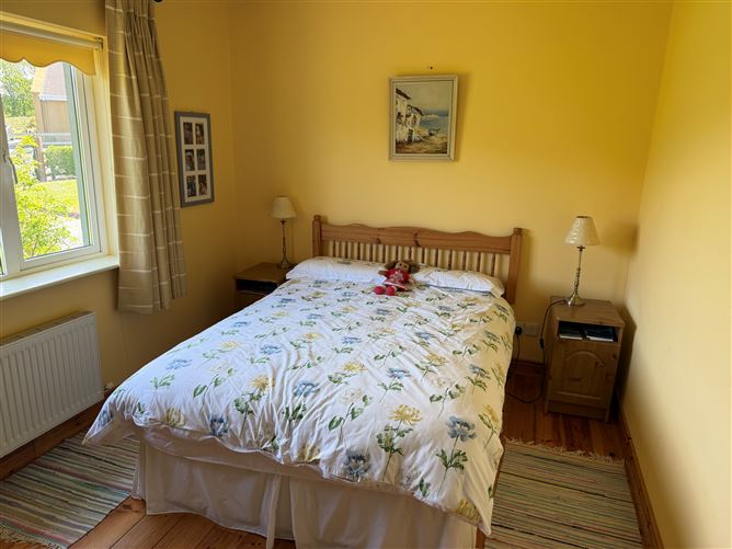 Photo 21 of 27 — No. 4 Milltown, Dingle, Kerry
