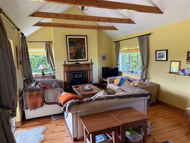Photo 16 of 27 — No. 4 Milltown, Dingle, Kerry