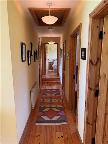 Photo 10 of 27 — No. 4 Milltown, Dingle, Kerry