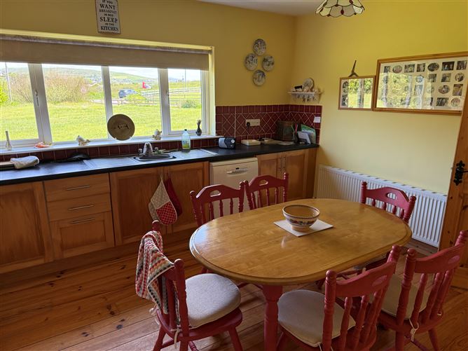 Photo 12 of 27 — No. 4 Milltown, Dingle, Kerry