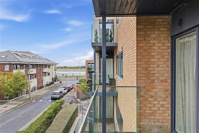 Photo 12 of 24 — Apartment 42 Seascape, Clontarf Road, Clontarf, Dublin 3