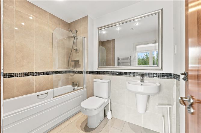 Photo 15 of 24 — Apartment 42 Seascape, Clontarf Road, Clontarf, Dublin 3
