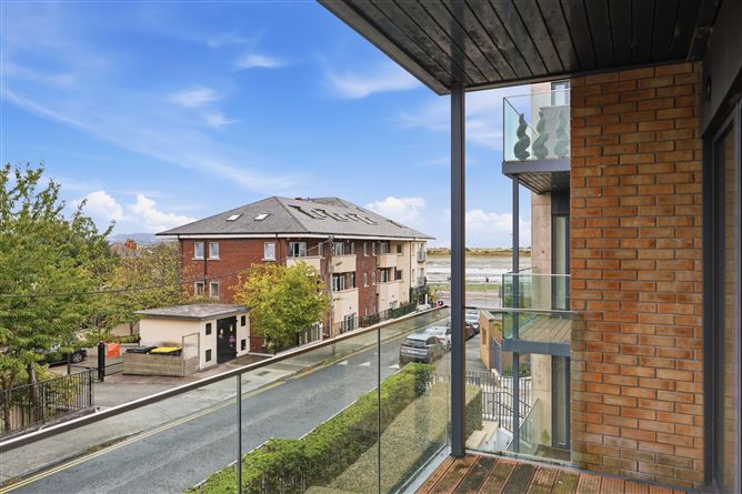 Photo 11 of 24 — Apartment 42 Seascape, Clontarf Road, Clontarf, Dublin 3
