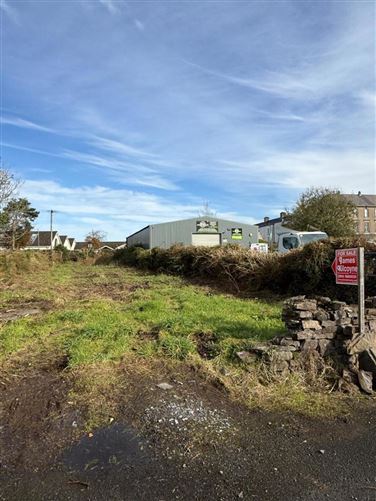 Off Market Street, Ballaghaderreen, Co. Roscommon