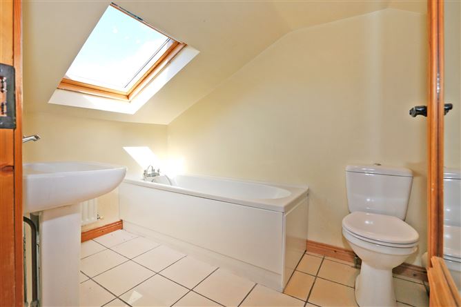 Picasa, 15 Monaskeha, Clonlara, Co. Clare