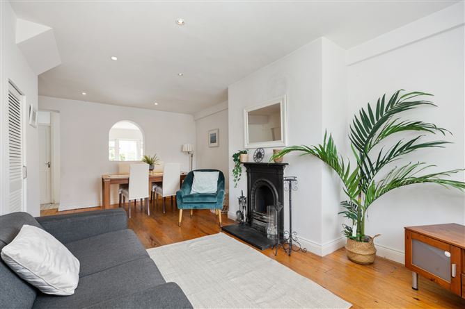 7 Dixon Villas, Adelaide Road, Glasthule, Co. Dublin