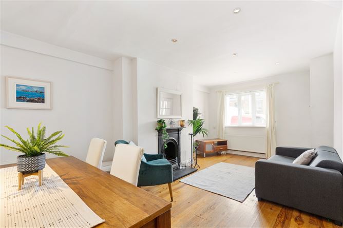 7 Dixon Villas, Adelaide Road, Glasthule, Co. Dublin