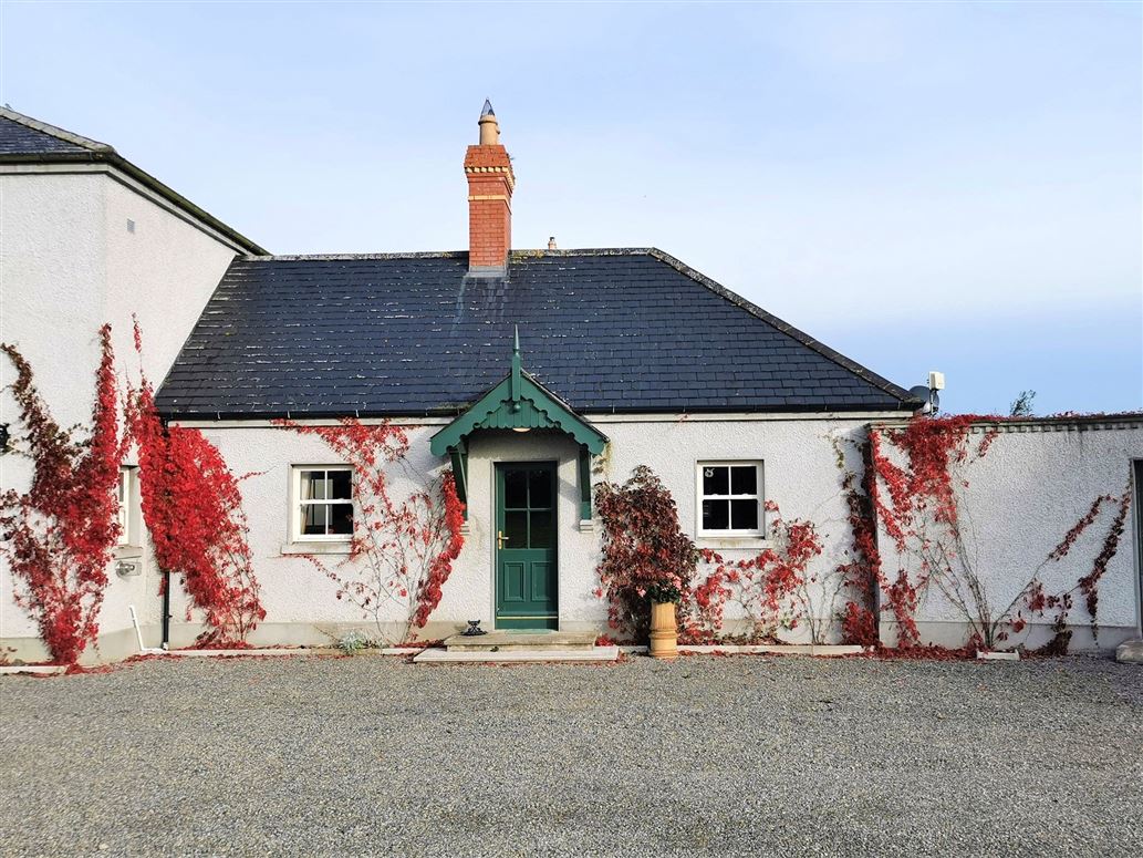 Flat 2, The Garden Cottage, Maevesrath Stud, Garlow Cross, Navan, Co. Meath