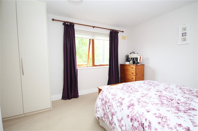 9 Hunters Green, Hunters Wood, Ballycullen, Dublin 24