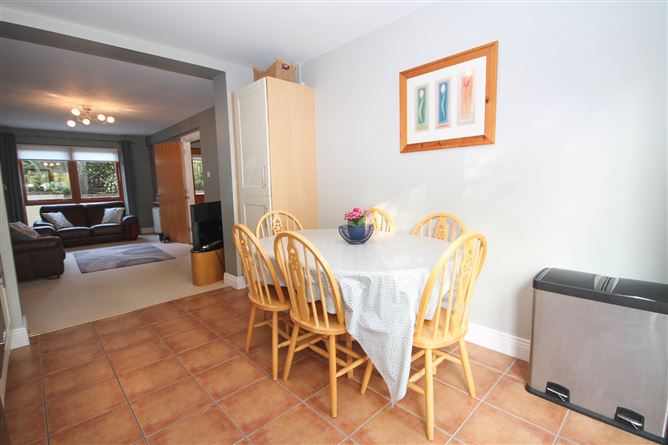 9 Hunters Green, Hunters Wood, Ballycullen, Dublin 24