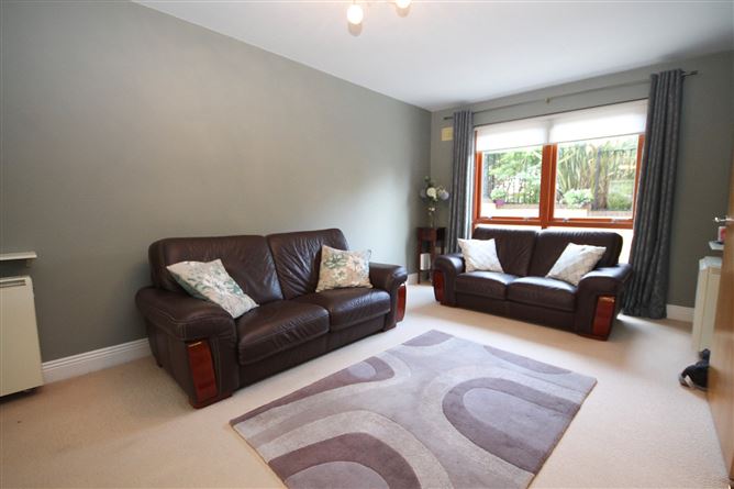 9 Hunters Green, Hunters Wood, Ballycullen, Dublin 24