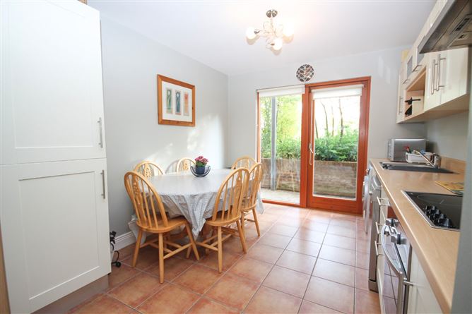 9 Hunters Green, Hunters Wood, Ballycullen, Dublin 24