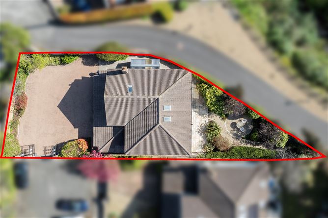 https://photos-a.propertyimages.ie/media/3/1/3/4919313/62261c67-4426-492a-b68d-992cc41a3e98_l.jpg