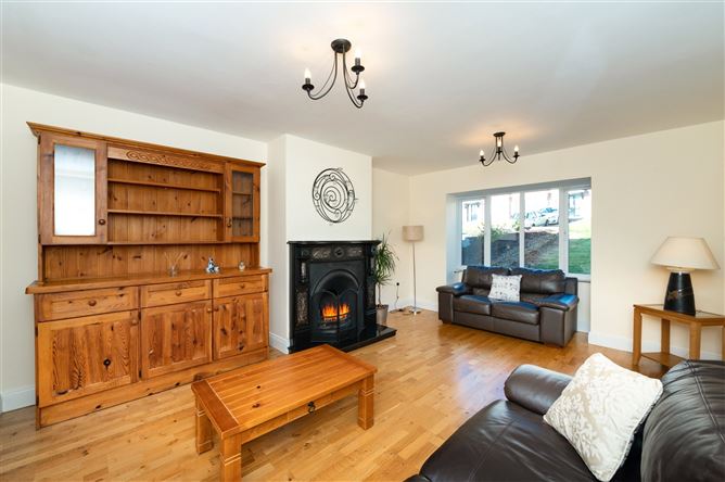6 Abbotswood Avenue, Monastery Road, Rochestown, Cork
