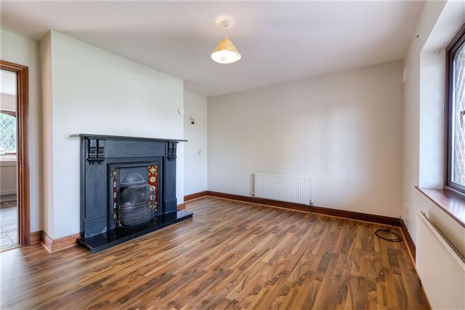 24 Woodlands, Abbeycartron, Longford
