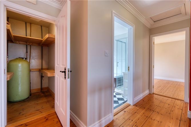 24 Woodlands, Abbeycartron, Longford