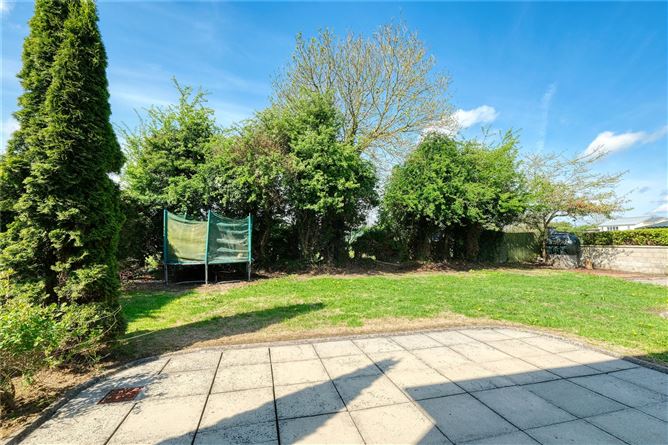 24 Woodlands, Abbeycartron, Longford