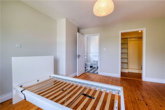 24 Woodlands, Abbeycartron, Longford