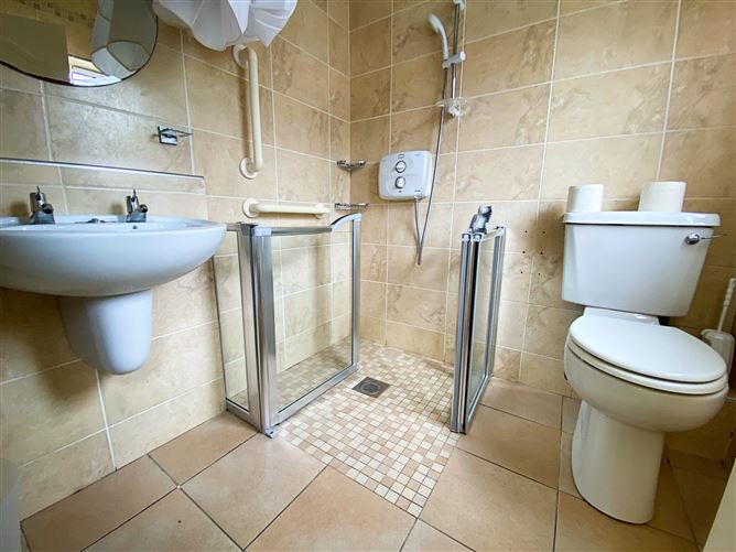 2 Glenmore Road, Cabra, Dublin 7