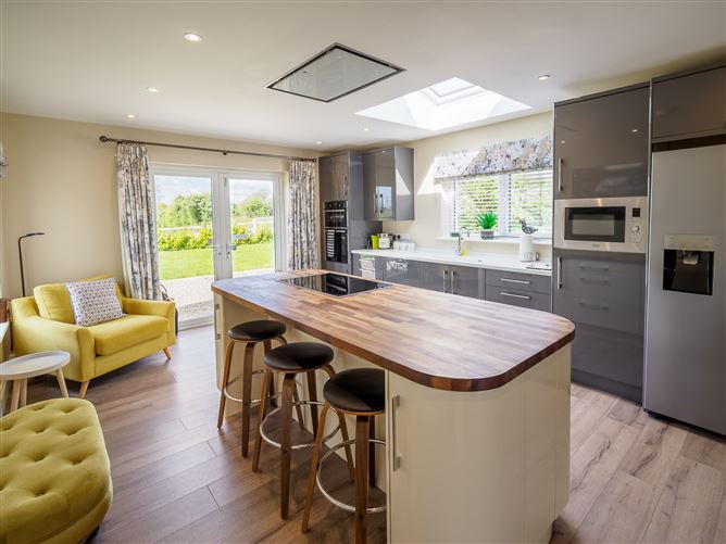 Carrellis House, Kilbeg, Cappagh White, Tipperary