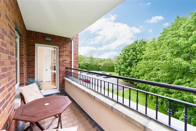 43 Ballintyre Grove, Ballinteer, Dublin 16, County Dublin