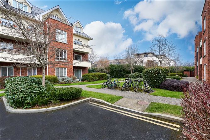 43 Ballintyre Grove, Ballinteer, Dublin 16, County Dublin