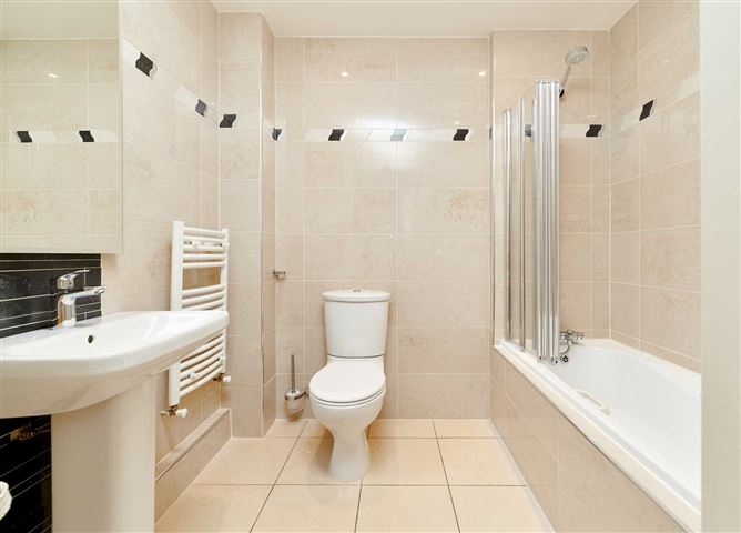 43 Ballintyre Grove, Ballinteer, Dublin 16, County Dublin