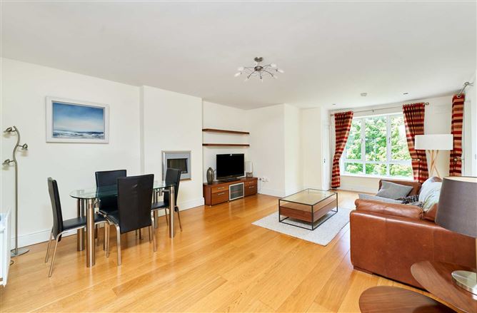 43 Ballintyre Grove, Ballinteer, Dublin 16, County Dublin