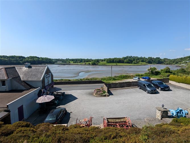 Murphs, Strand Road, Monkstown, Cork, Co. Cork