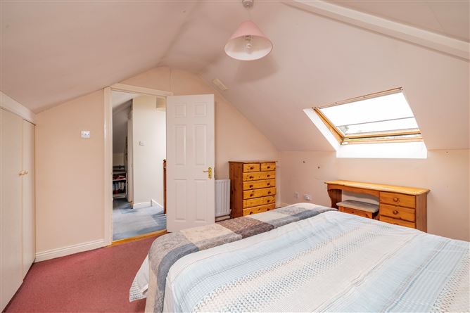 7 Taney Lawn, Dundrum, Dublin 14