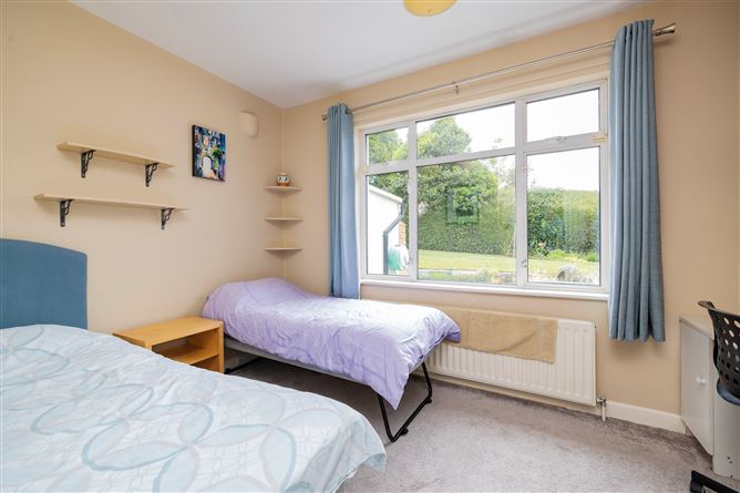 7 Taney Lawn, Dundrum, Dublin 14