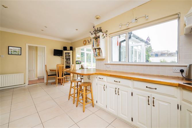 7 Taney Lawn, Dundrum, Dublin 14