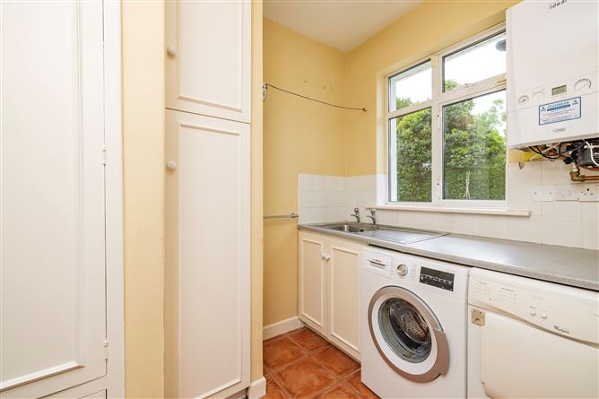 7 Taney Lawn, Dundrum, Dublin 14