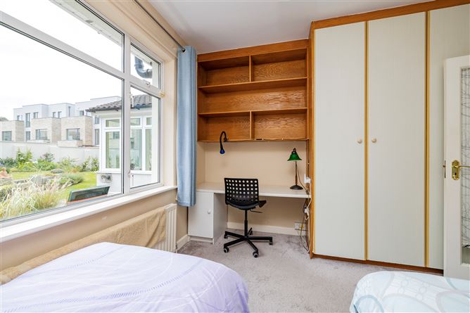 7 Taney Lawn, Dundrum, Dublin 14