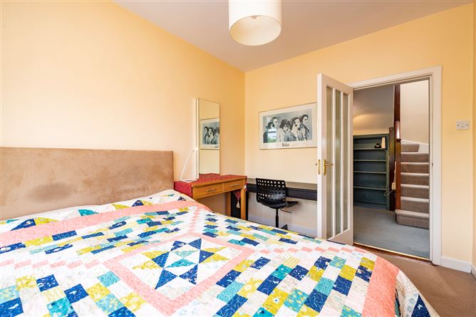 7 Taney Lawn, Dundrum, Dublin 14