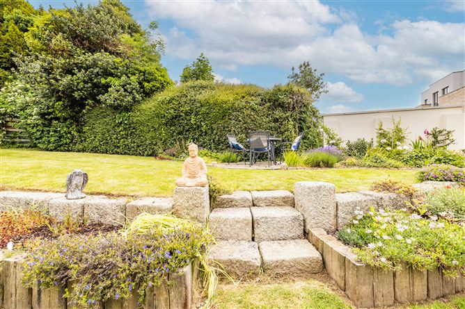 7 Taney Lawn, Dundrum, Dublin 14