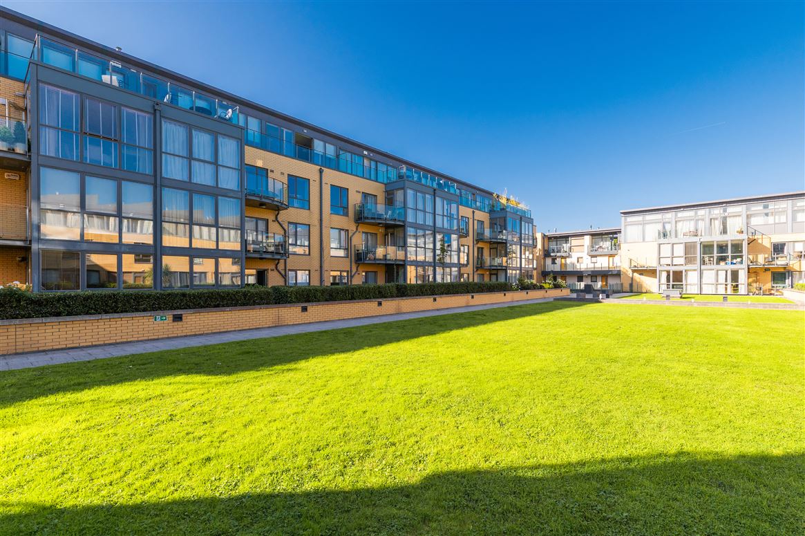 90 The Atrium, Roebuck Hill Apts., Clonskeagh, Dublin 14