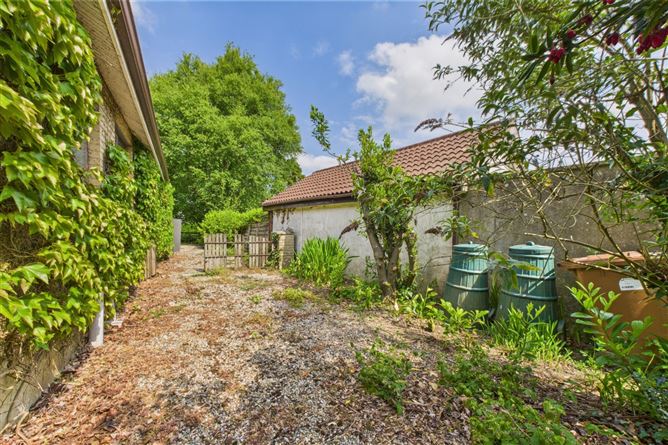 7 Leoville, Dunmore Road, Waterford City, Co. Waterford